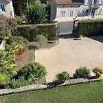 게스트하우스 Domaine De La Hure