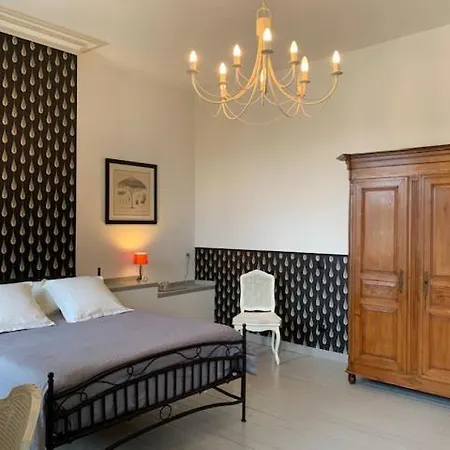 Domaine De La Hure 3*