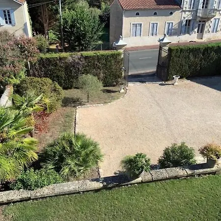 Guest house Domaine De La Hure