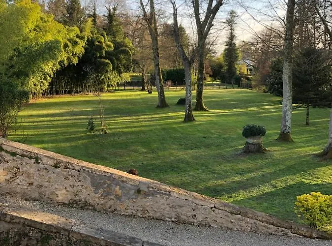 Domaine De La Hure Casa de hóspedes 3*